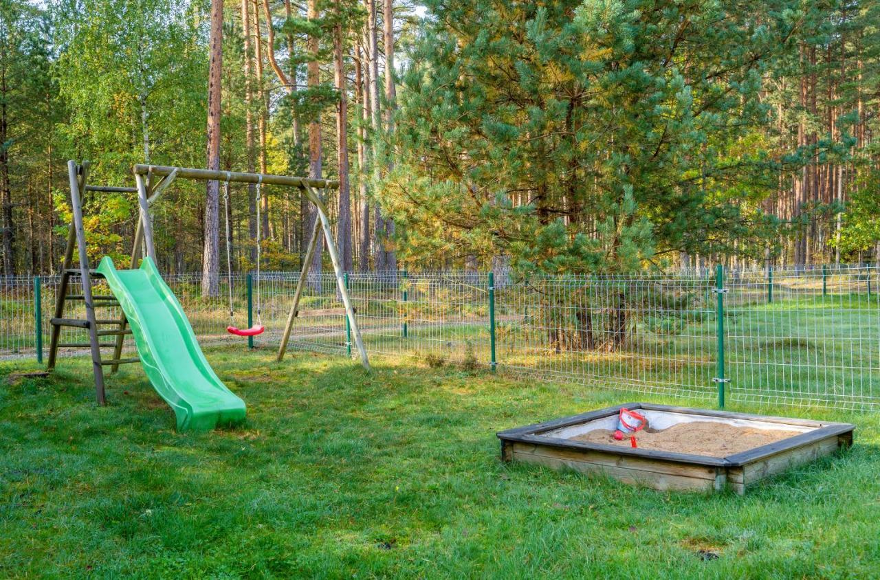 Metsaaeaere Accommodation Uulu Buitenkant foto