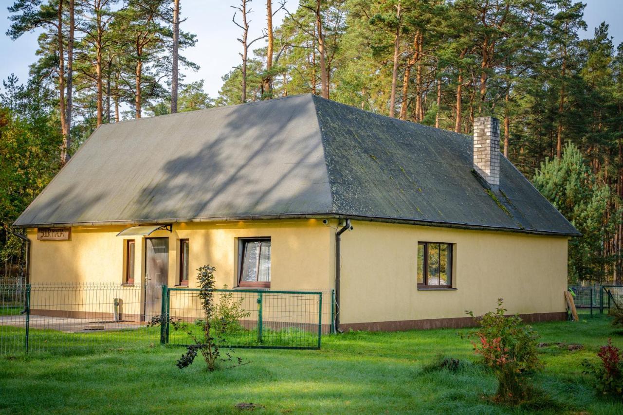Metsaaeaere Accommodation Uulu Buitenkant foto