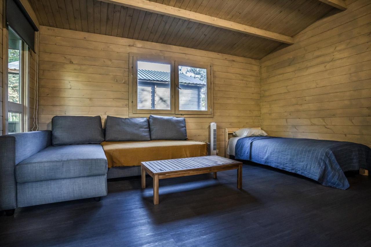 Metsaaeaere Accommodation Uulu Buitenkant foto